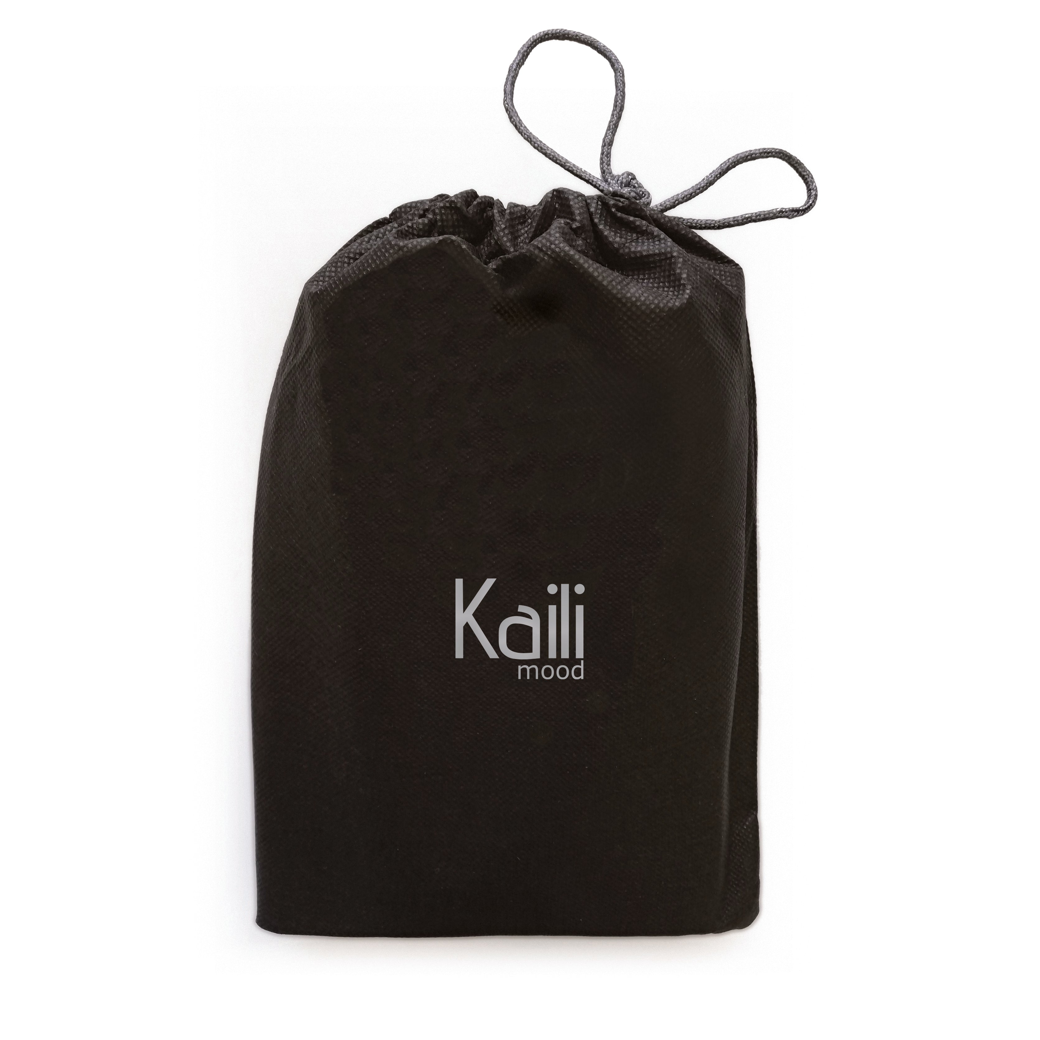 K0013AB | Women's strap in genuine full-grain leather, with light grain. Removable shoulder strap. Polished Nickel hardware. Black color. Dimensions: 20 x 10.5 x 2 cm. Packaging: Tnt bag-4