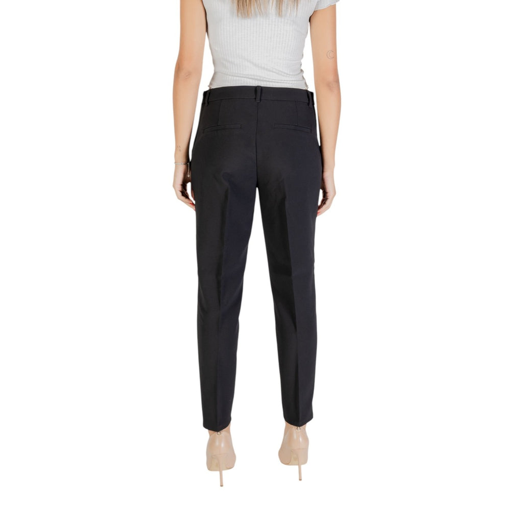 ONLY svarta byxor med stretch